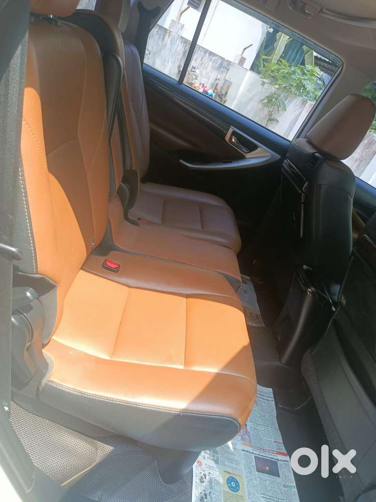 Mahindra Xuv700 2.2 Ax 5 Diesel At Str, 2024, Diesel