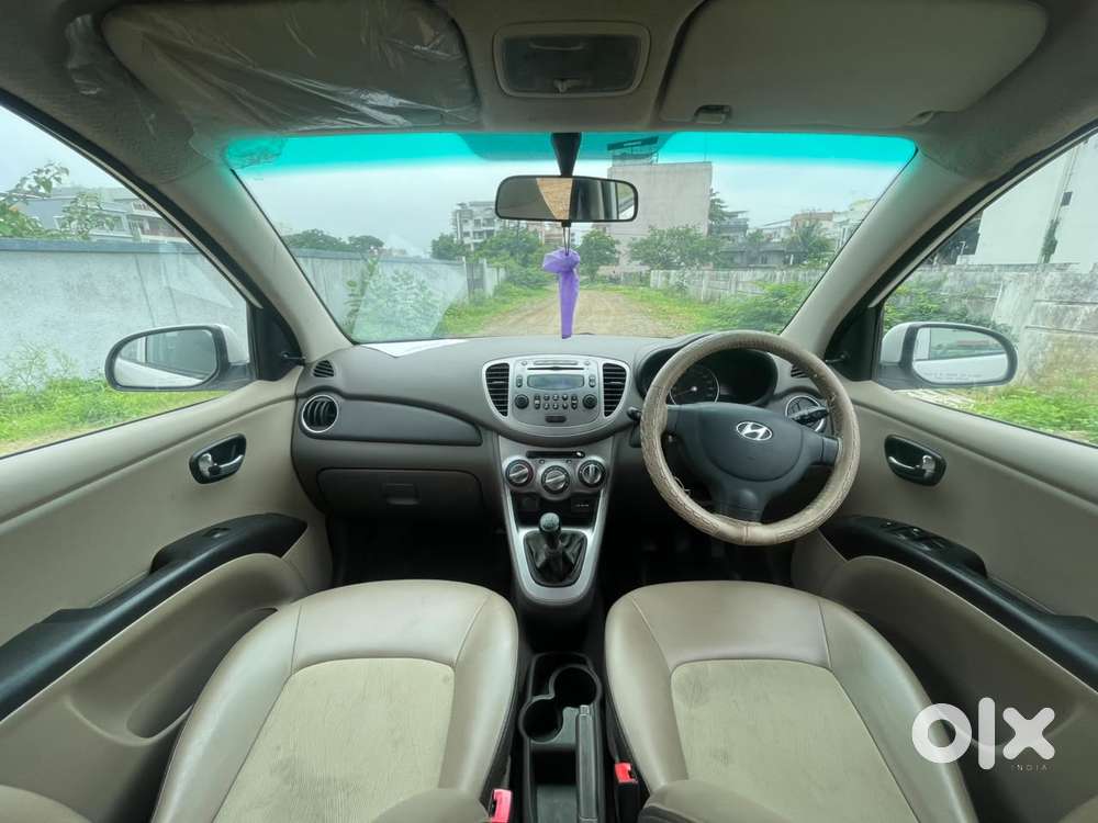 Hyundai I10 Sportz, 2015, Petrol