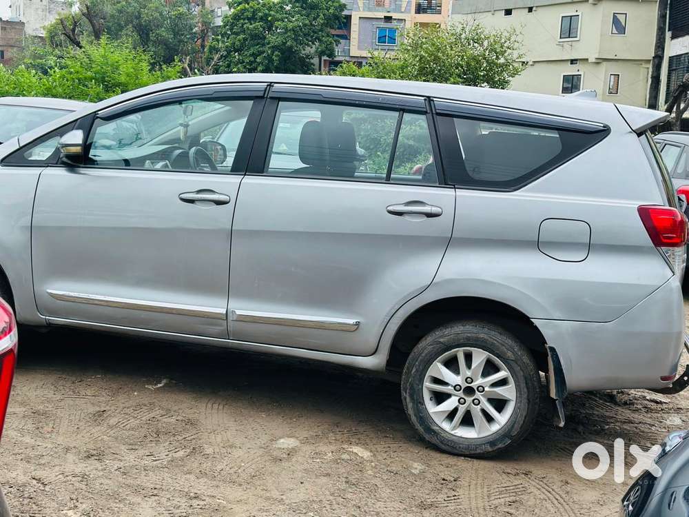 Toyota Innova Crysta 2.4 G Mt, 2018, Diesel