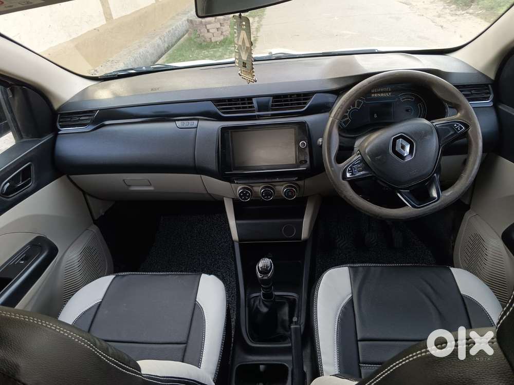 Renault Triber Rxl, 2023, Petrol