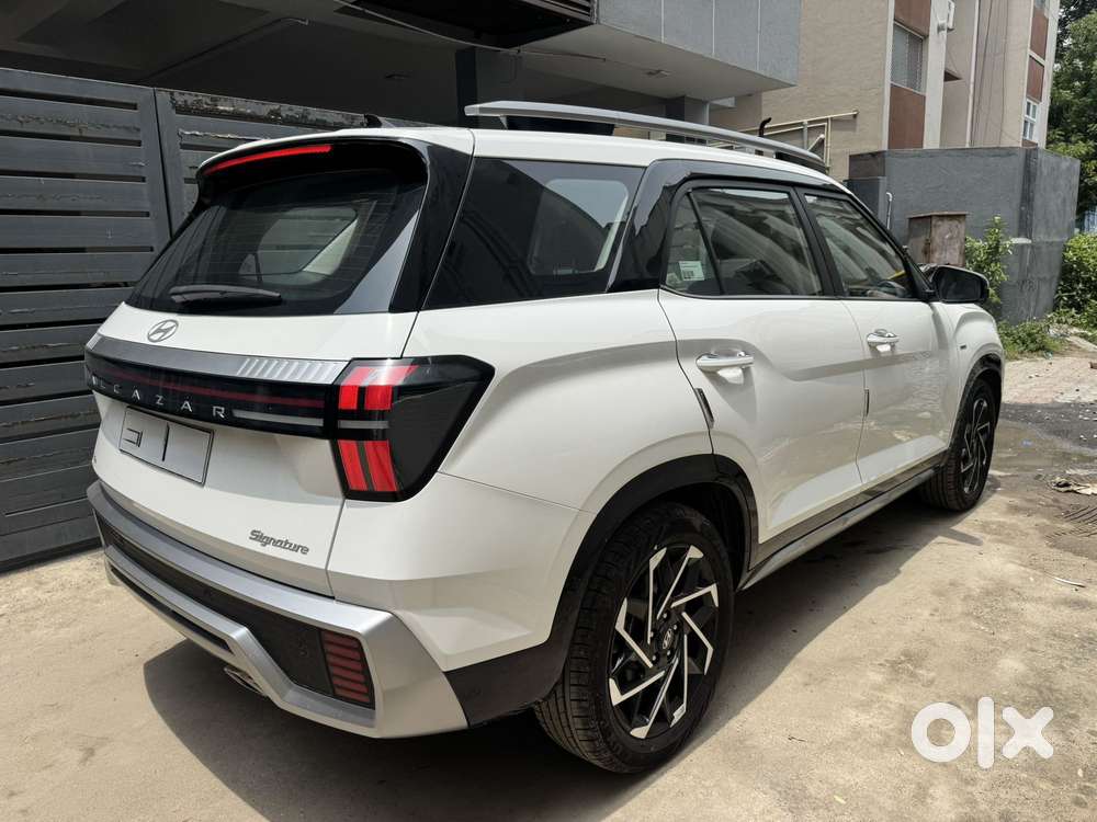 Hyundai Alcazar Signature (o) 6 Str 1.5 Petrol Dct, 2025, Petrol