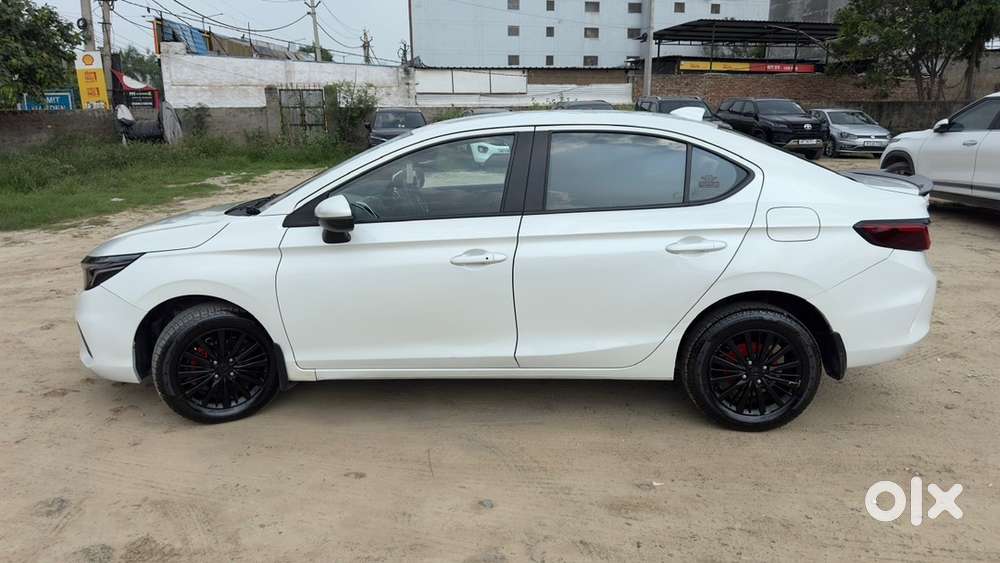 Honda City Petrol Manual 2022 Variant
