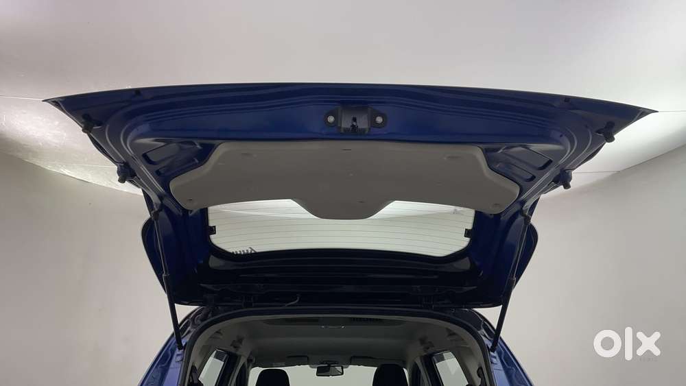 Renault Triber 1.0 Rxz Dual Tone, 2022, Petrol