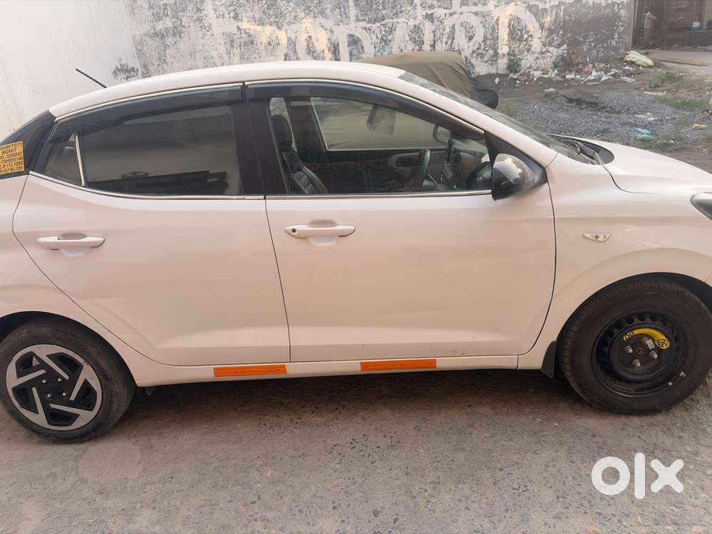 Hyundai Aura 2024 Car