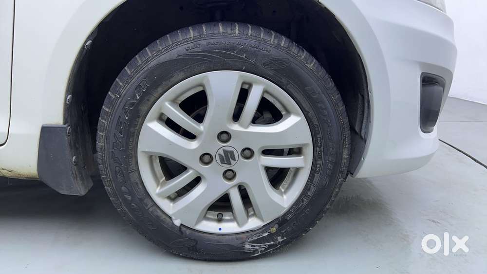 Maruti Suzuki Swift Dzire 1.2 Zxi, 2015, Petrol