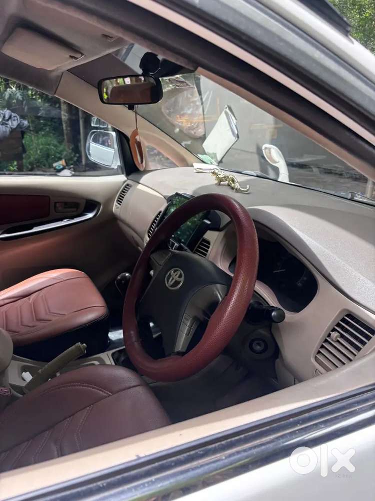 Toyota Innova 2006 Diesel 162000 Km Driven Urgent Sale