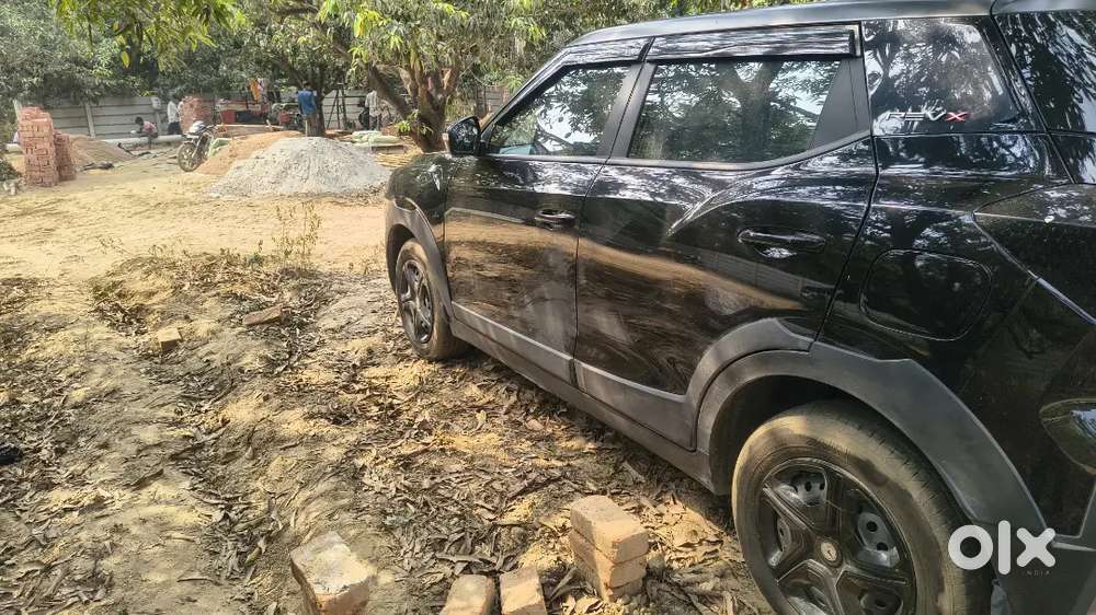 Mahindra Xuv 3xo 2025 Petrol 28000 Km Driven