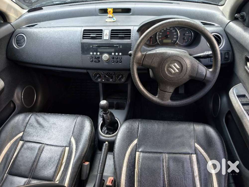 Maruti Suzuki Swift Dzire 1.2 Vxi Bsiv, 2011, Petrol