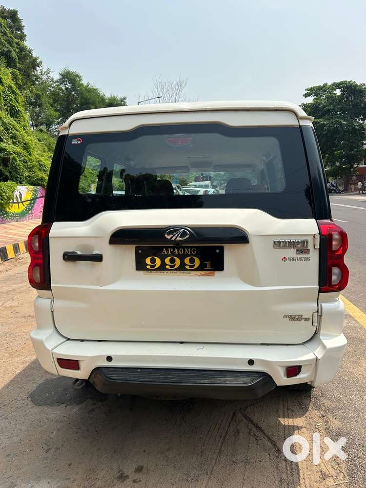 Mahindra Scorpio 2.5 Turbo 2wd 9 Str, 2022, Diesel