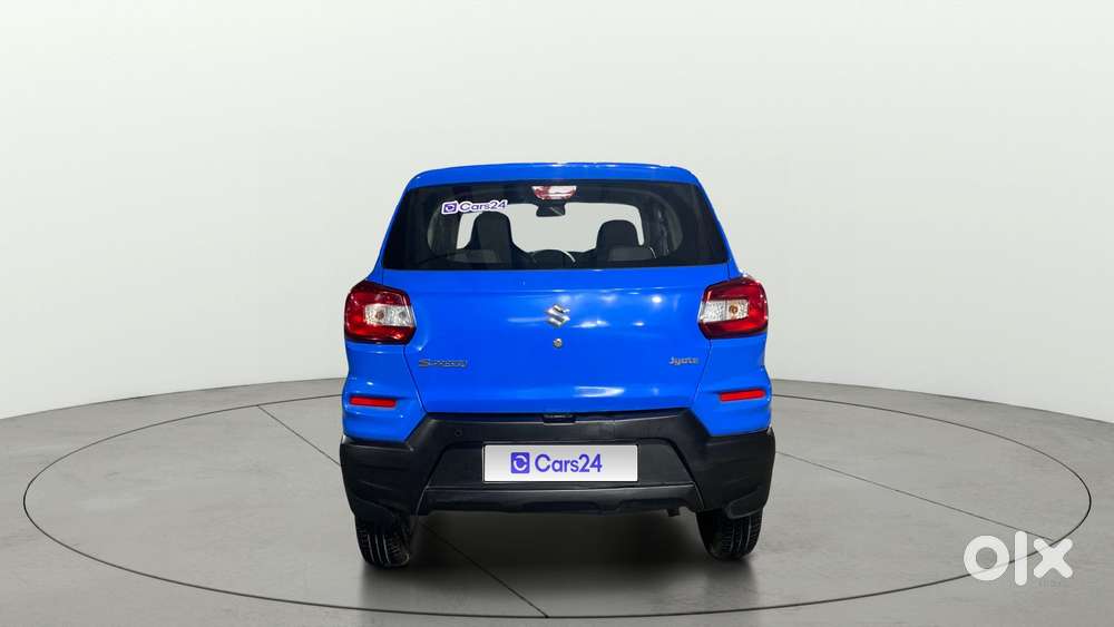 Maruti Suzuki S-presso Vxi, 2022, Petrol