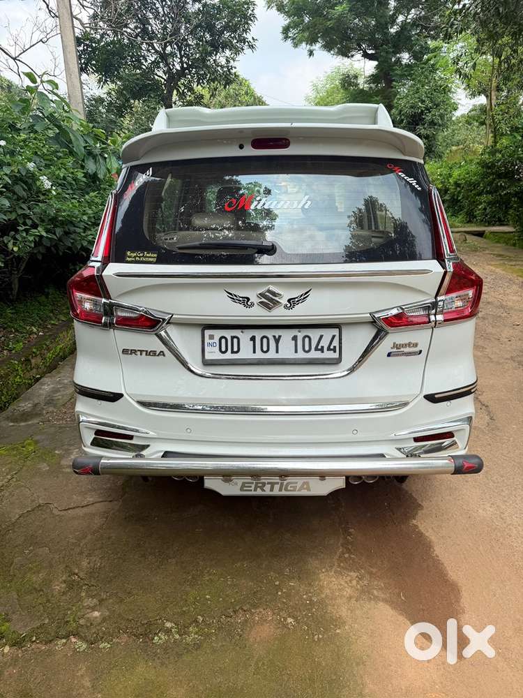 Maruti Suzuki Ertiga Petrol 2024