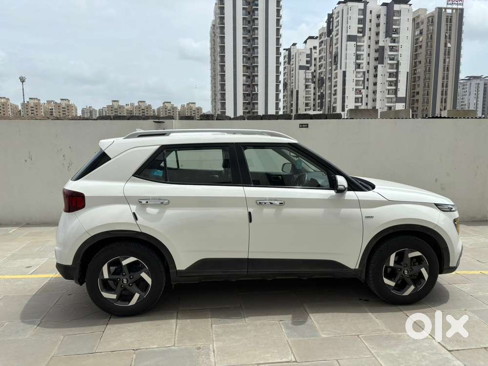 Hyundai Venue 2020 Petrol Good Condition