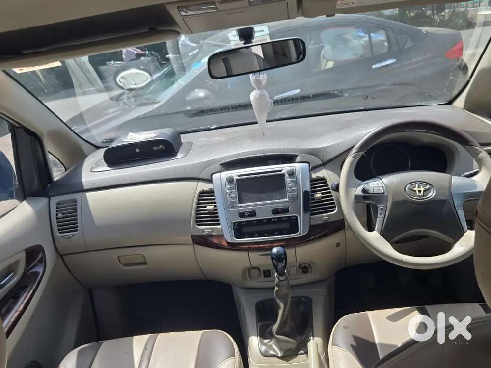 Toyota Innova 2013 Diesel Well Maintained