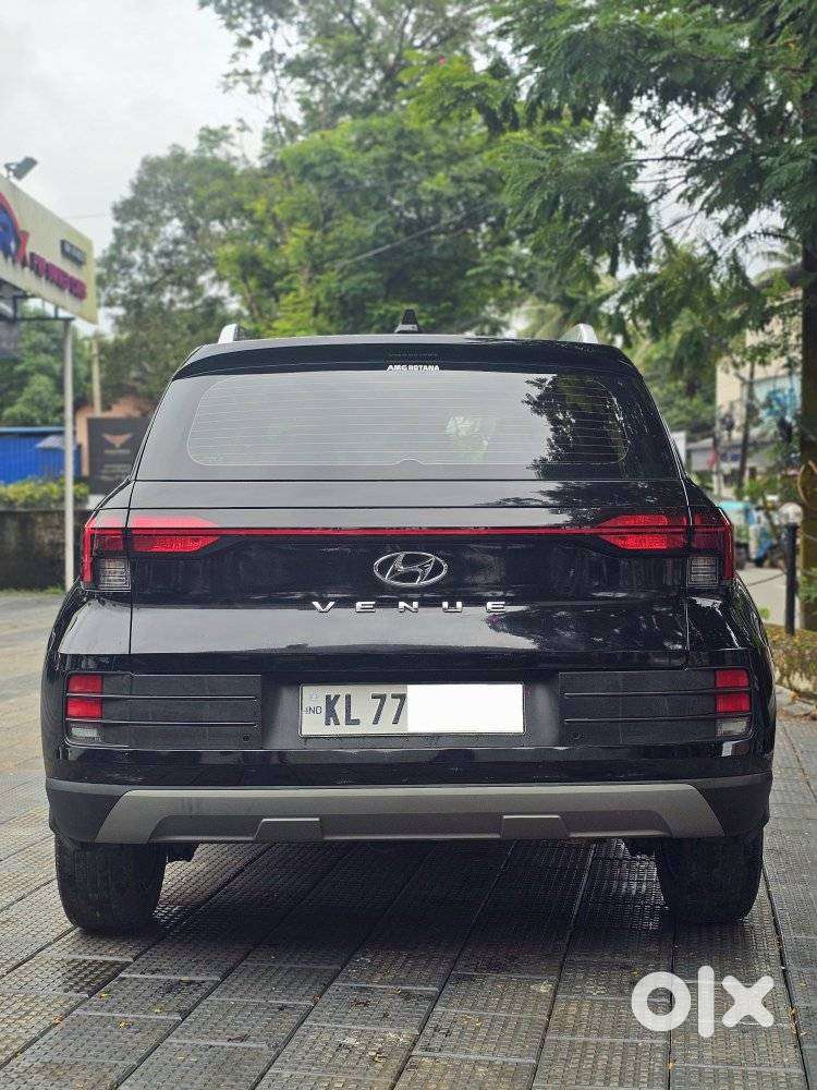 Hyundai Venue S 1.2 Petrol, 2023, Petrol