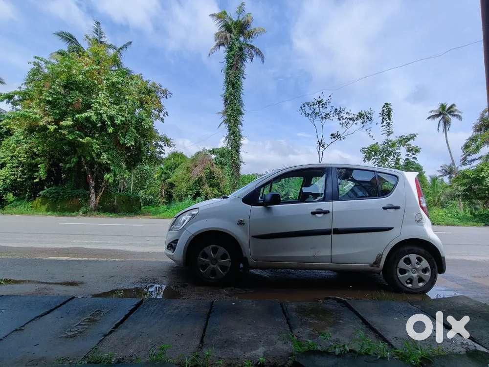 Maruti Ritz Vxi 2013 December