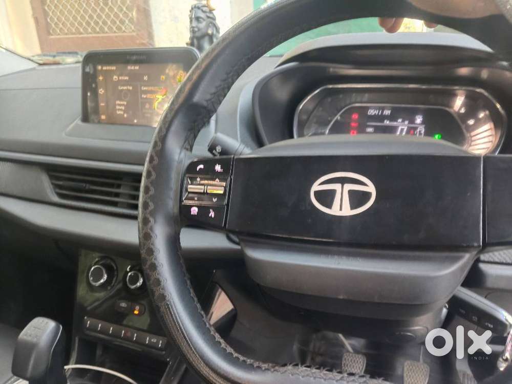 Tata Nexon Smart 2024