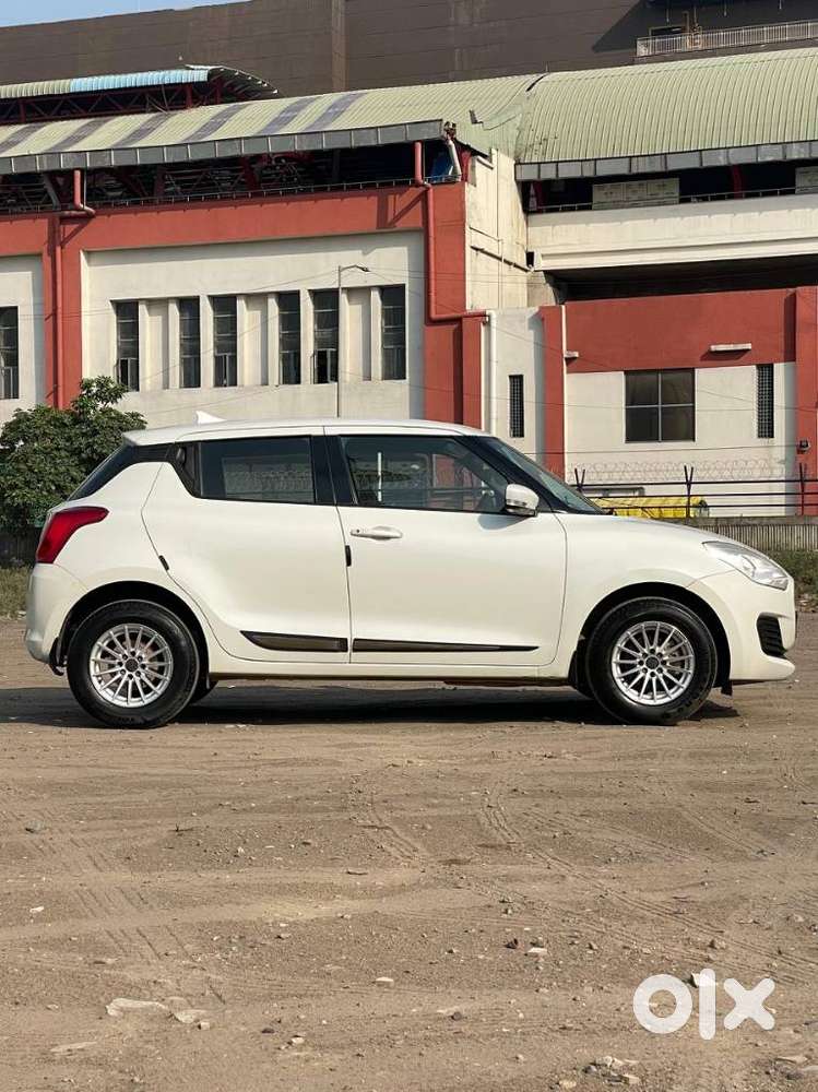 Maruti Suzuki Swift 1.2 Vxi (o), 2022, Petrol