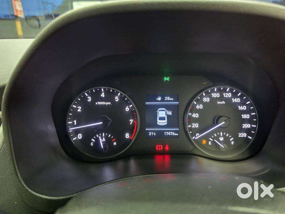 Hyundai Verna 1.5 Sx (o) Vtvt, 2018, Petrol