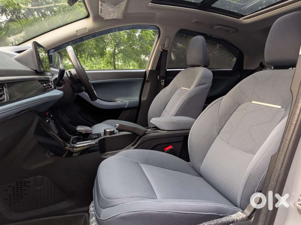 Tata Curvv Creative Plus S 1.2 Revotron Petrol 7dca, 2024, Petrol