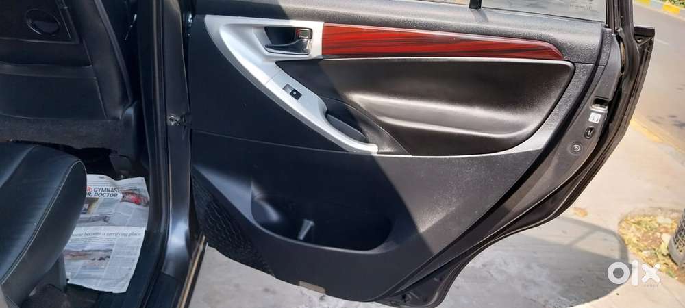 Toyota Innova Crysta