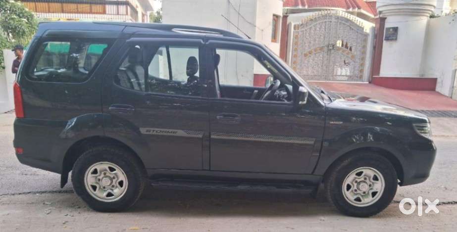 Tata Safari Storme [2015-2019] 2.2 Ex 4x2, 2017, Diesel