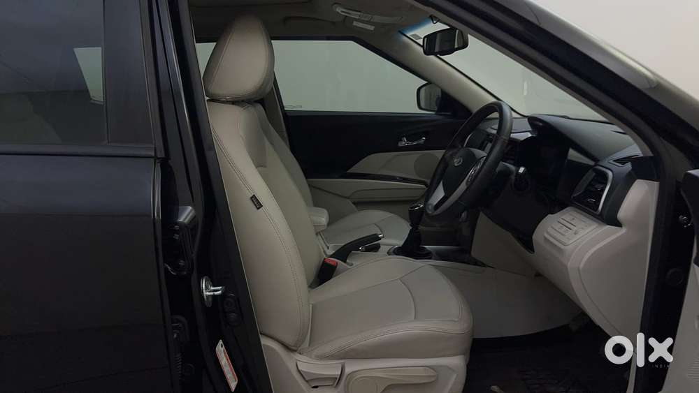 Mahindra Xuv300 W8 Option, 2022, Petrol