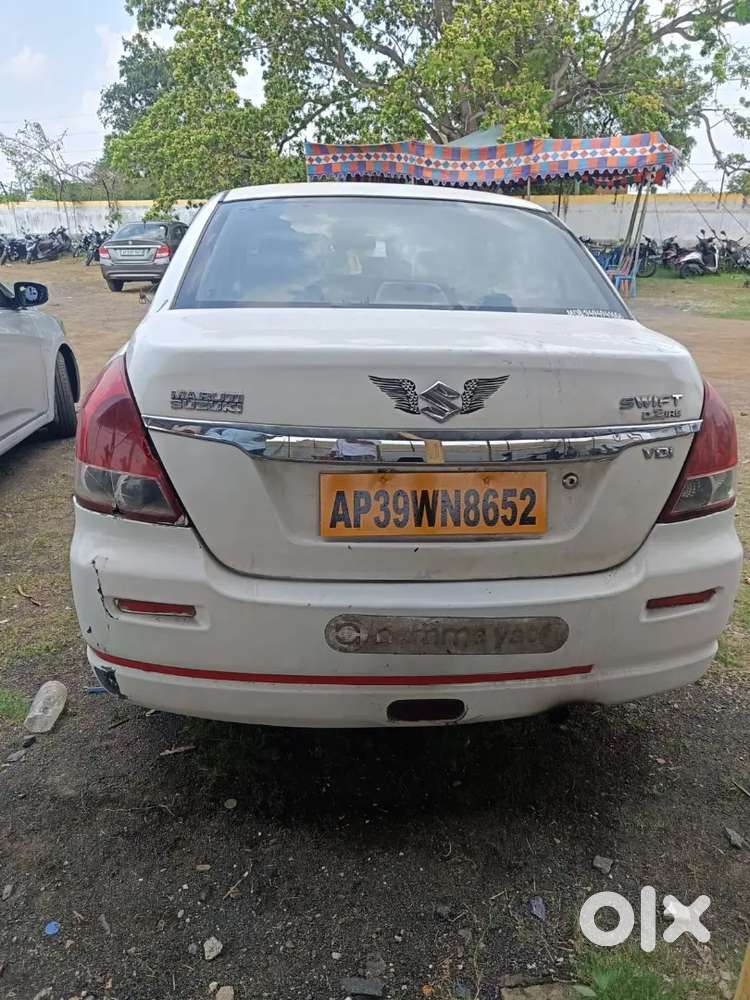 Maruti Suzuki Dzire 2015 Diesel 220000 Km Driven