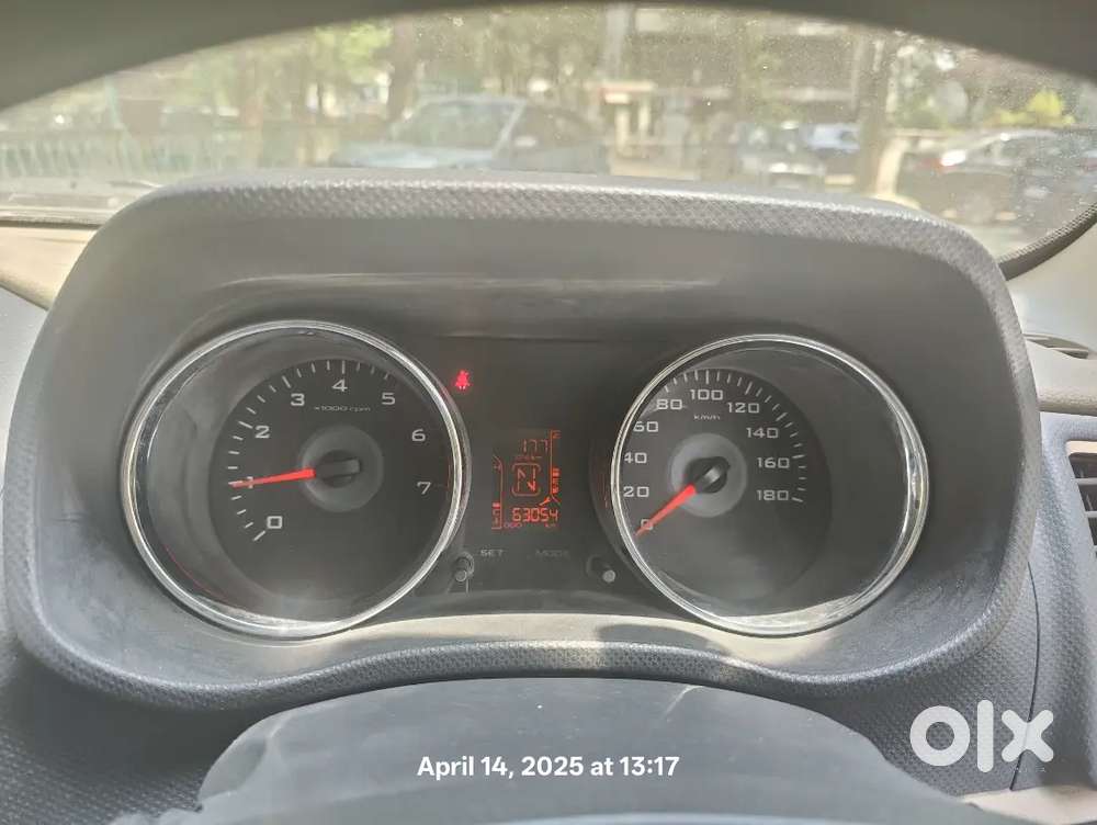 Mahindra Tuv 300 2017 Diesel 64000 Km Driven