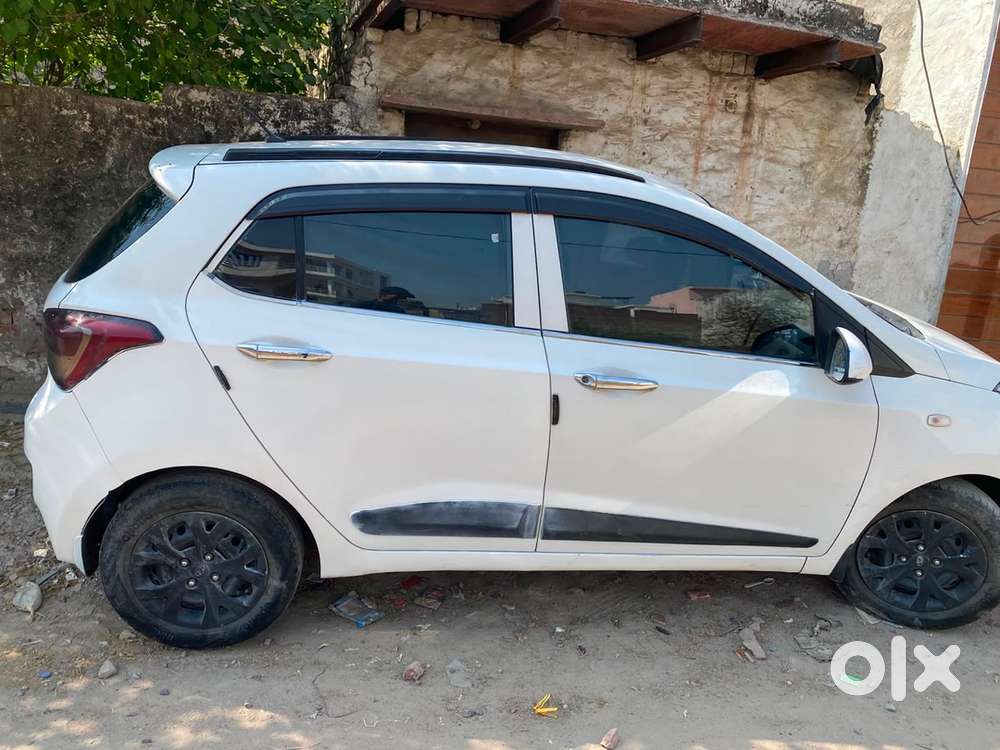 Hyundai Grand I10 2015 Diesel Good Condition Ac M Work Hoga