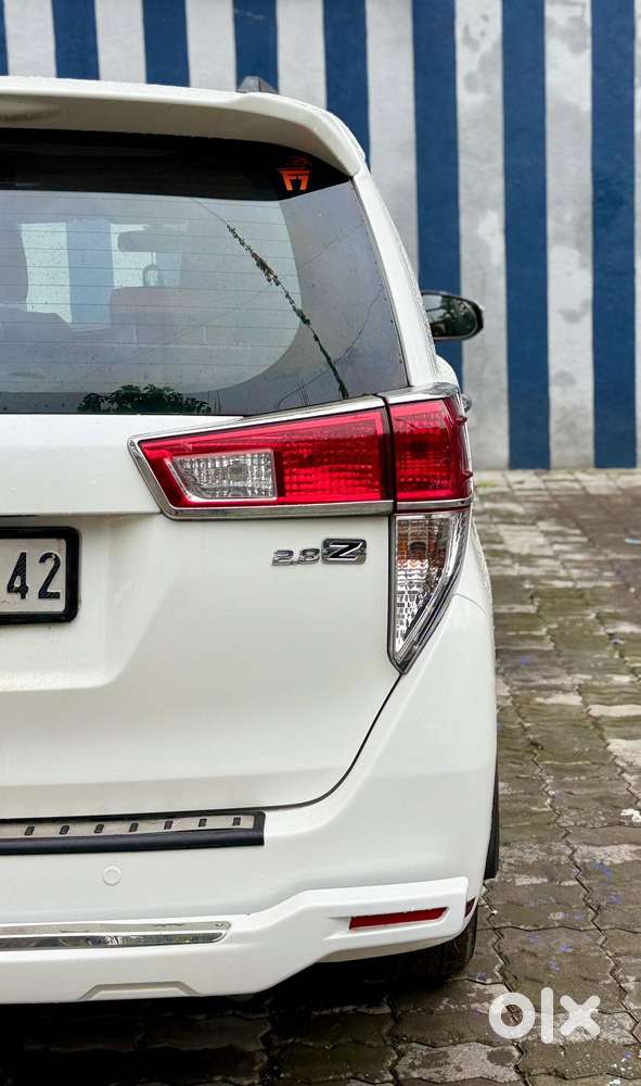 Toyota Innova Crysta, 2016, Diesel