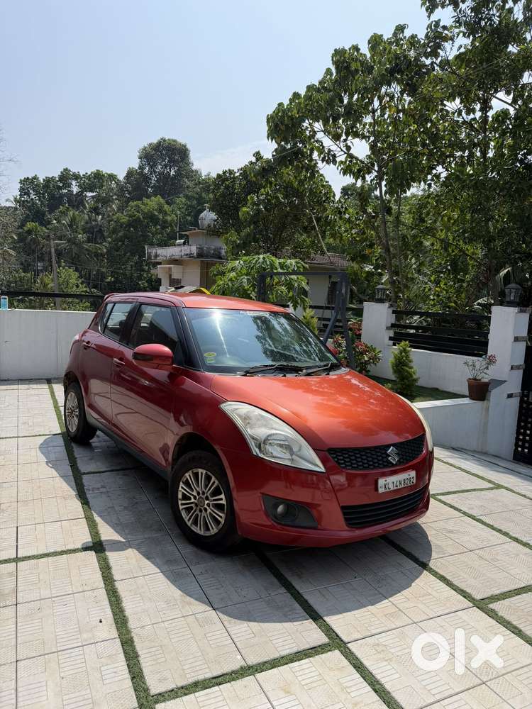 Maruti Suzuki Swift Vxi + Manual, 2013, Petrol