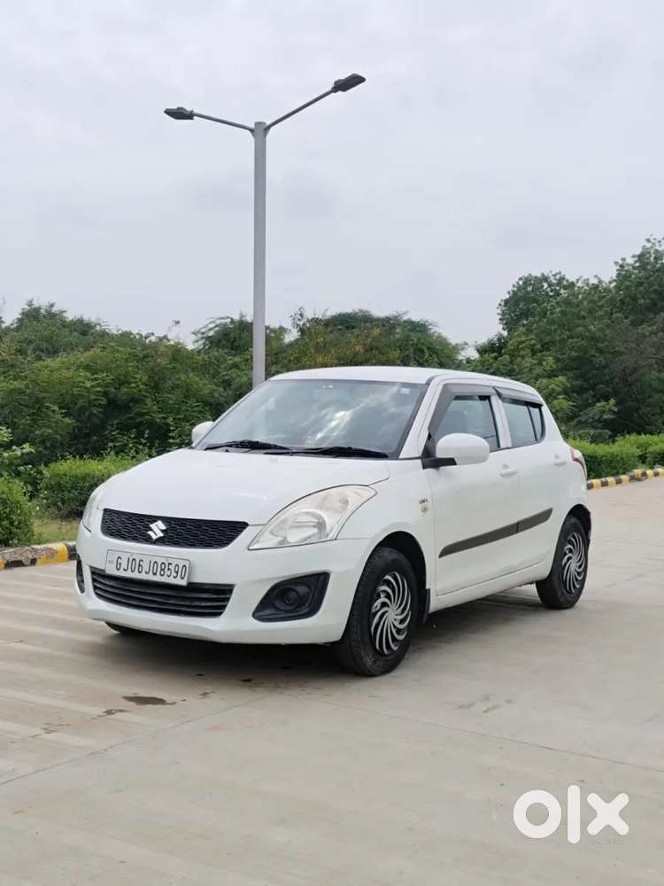 Maruti Suzuki Swift Vxi, 2016, Petrol
