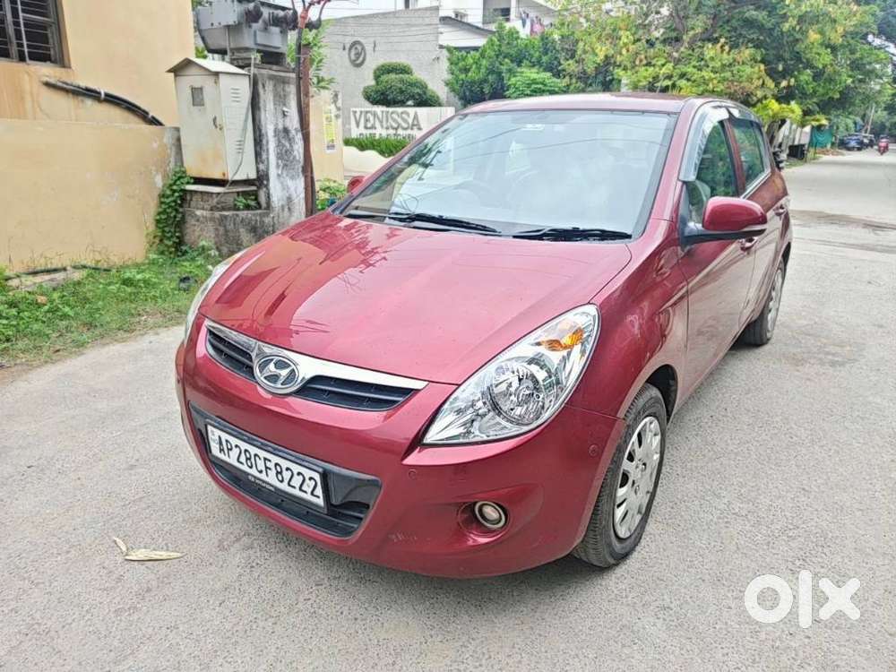 Hyundai I20 Sportz 1.2 Bs-iv, 2010, Petrol