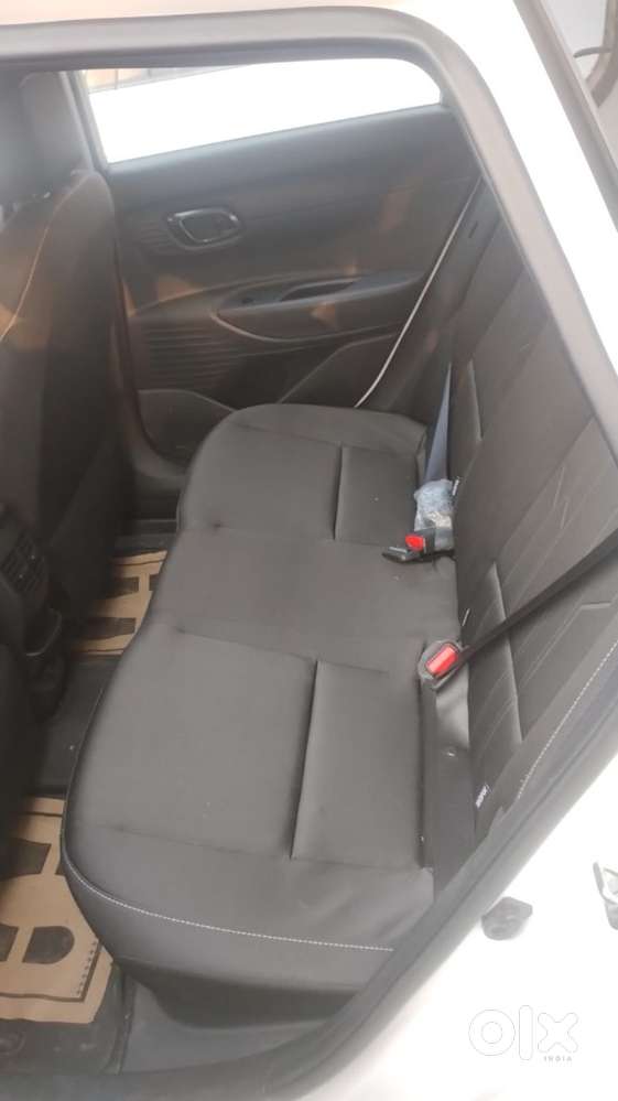 Hyundai I20 Sportz 1.2 Ivt Dual Tone, 2023, Petrol