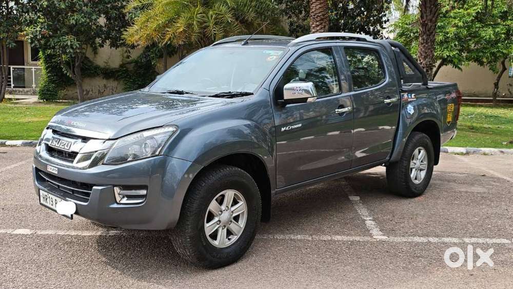 Isuzu V-cross Z 4x4 Mt, 2018, Petrol