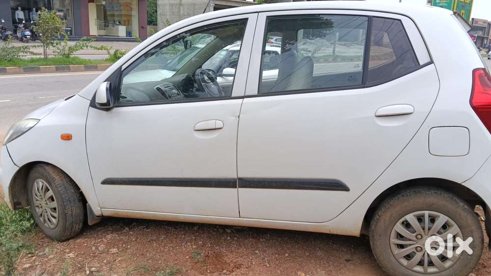 Hyundai I10 Sportz, 2014, Petrol