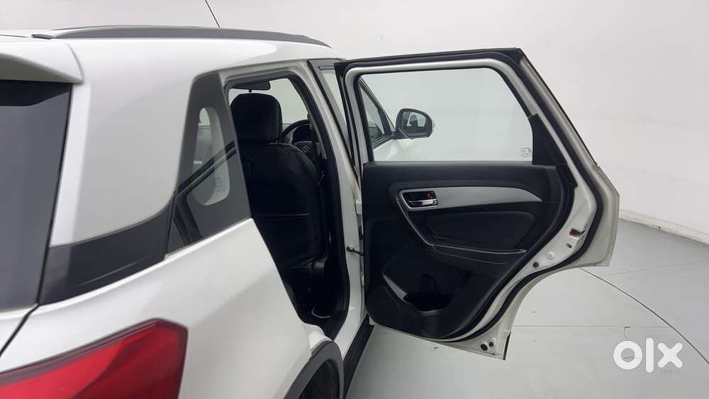 Maruti Suzuki Vitara Brezza 1.5 Zxi At, 2021, Petrol