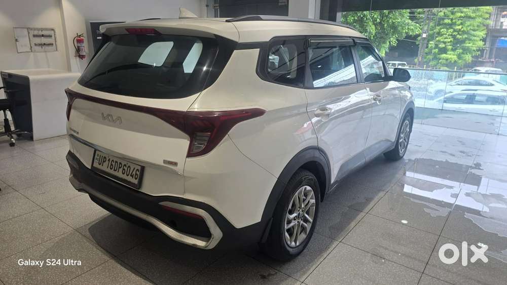 Kia Carens Petrol Manual 2023
