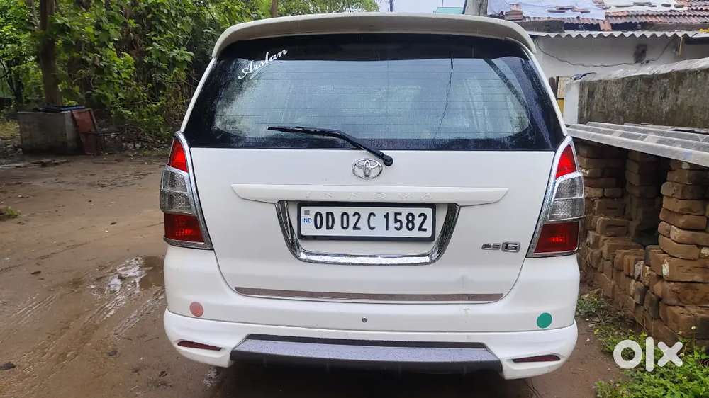 Toyota Innova 2.5 2012