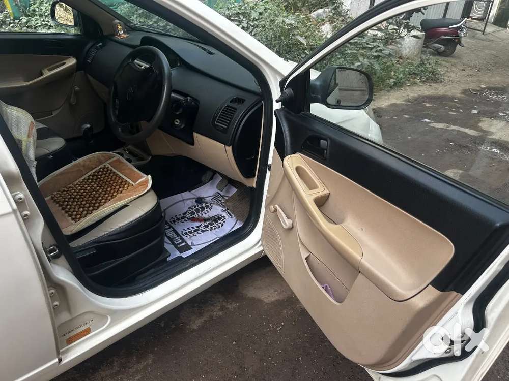 Tata Indica Vista 2012 Diesel 70000 Km Driven