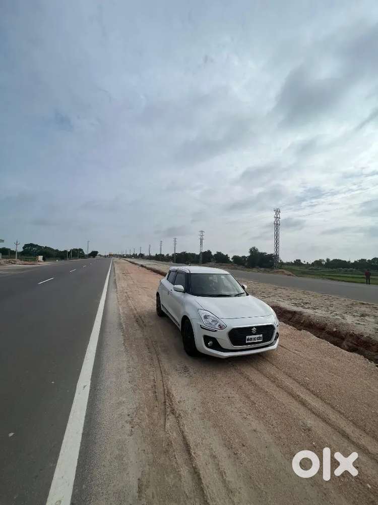 Maruti Suzuki Swift Vxi 2018