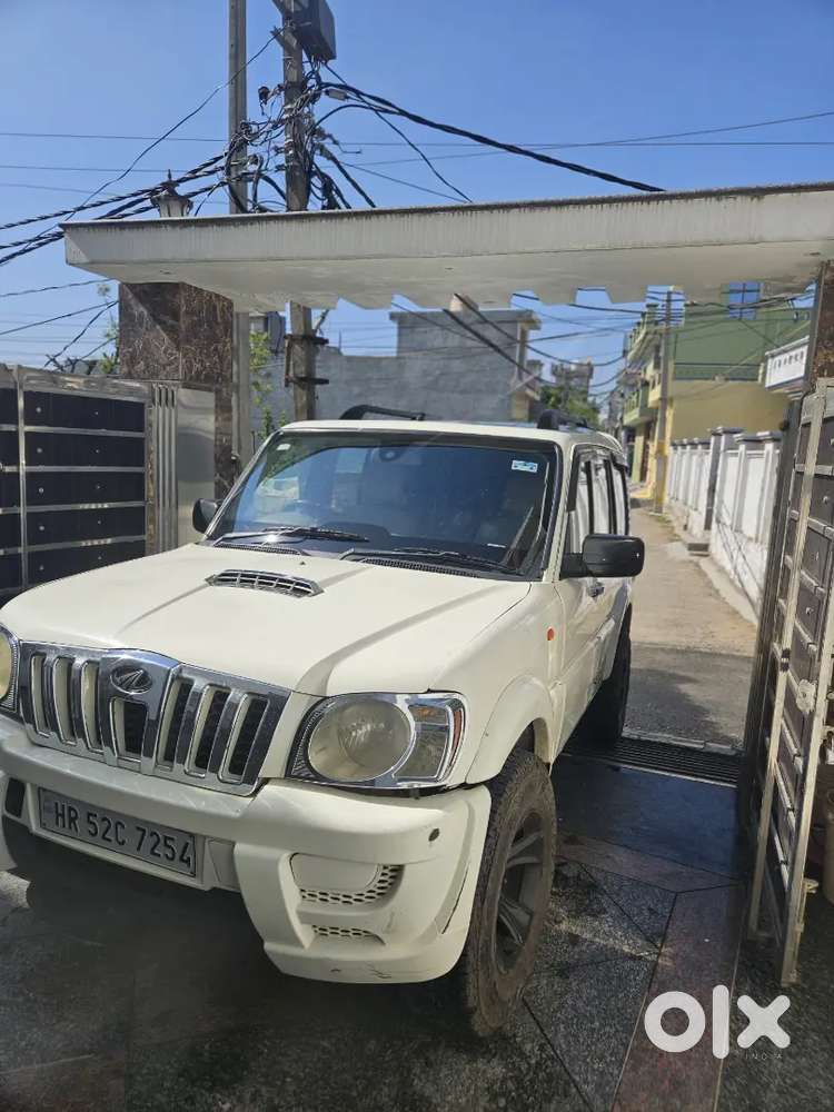 Mahindra Scorpio 2014