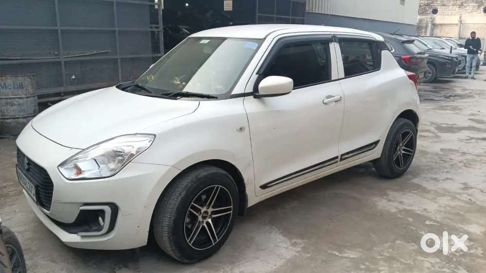 Maruti Suzuki Swift 2020 Petrol 24000 Km Driven