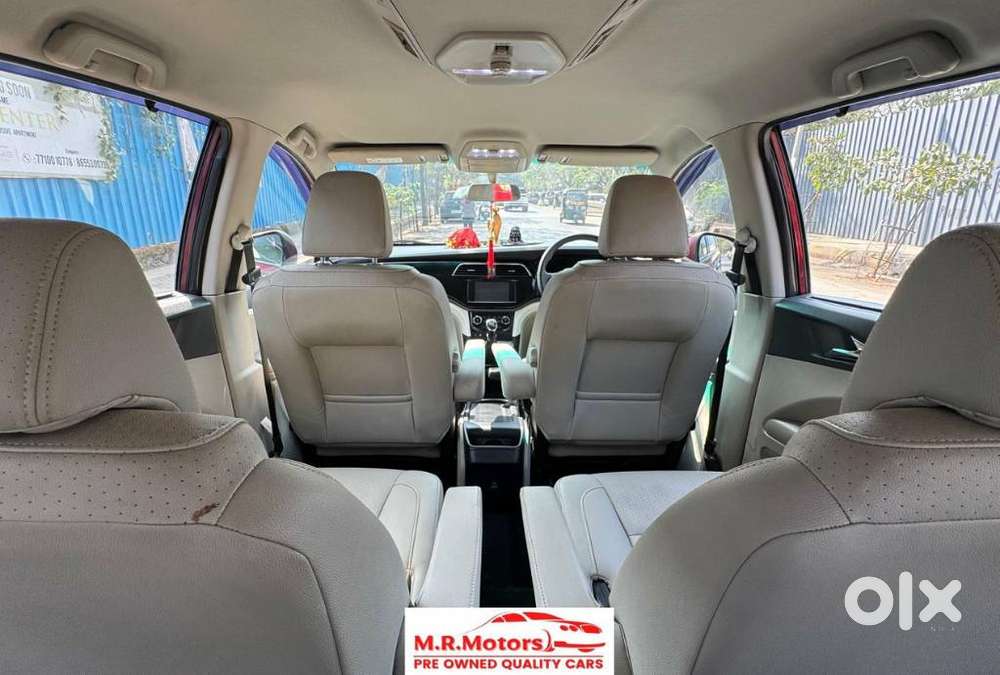 Mahindra Marazzo