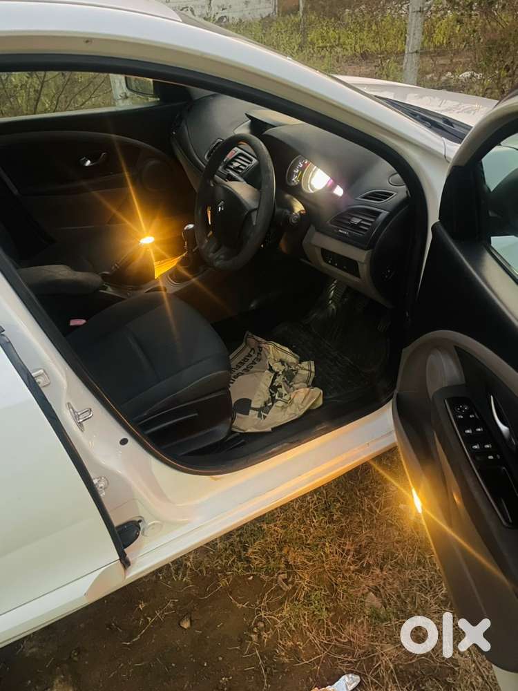 Renault Fluence 2012 Diesel First Hand