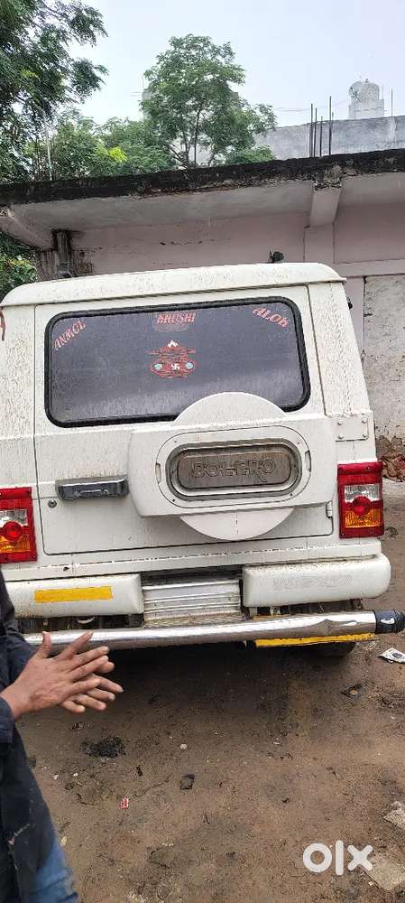 Mahindra Bolero Neo 2011