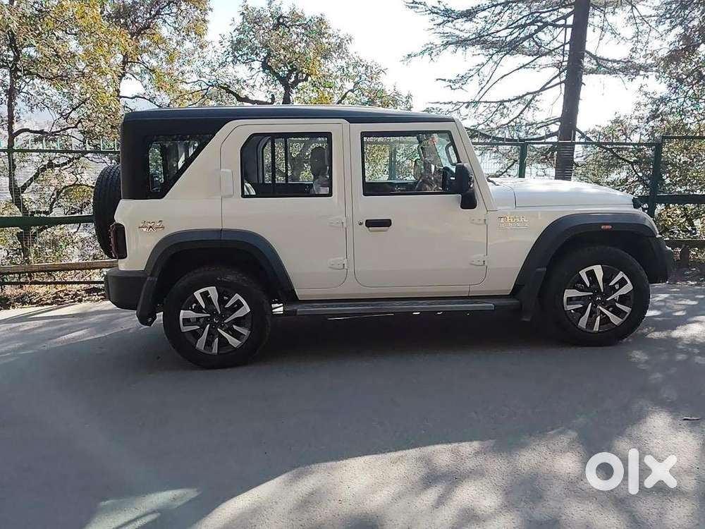 Mahindra Thar Roxx 2025