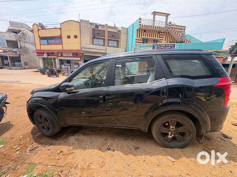 Mahindra Xuv500 2015