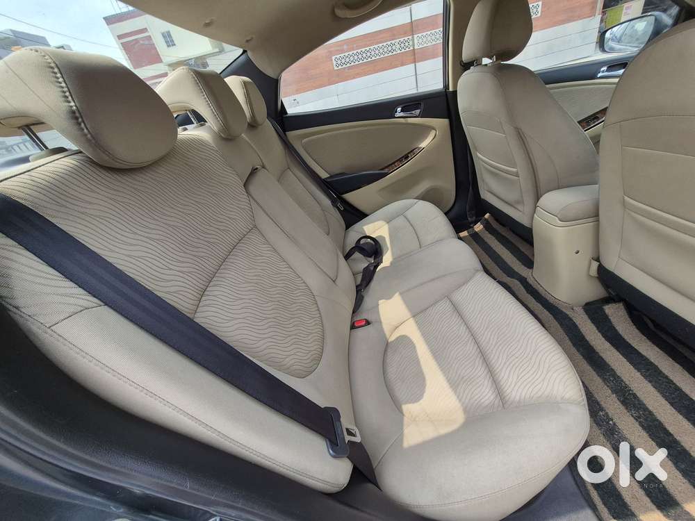 Hyundai Verna Vtvt 1.6 Sx, 2012, Petrol