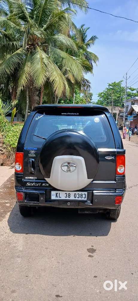 Tata Safari 2006